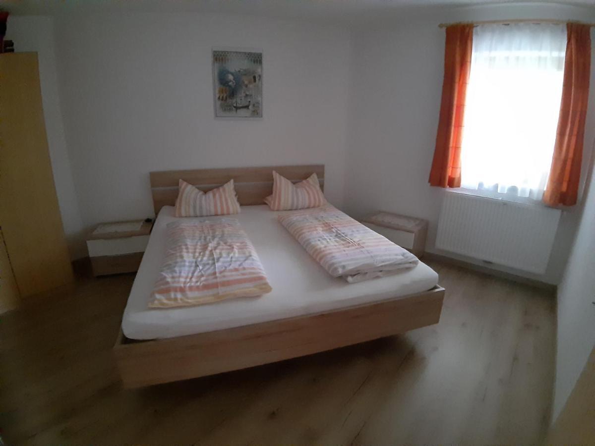 Floerl Apartment Zell am Ziller Ngoại thất bức ảnh