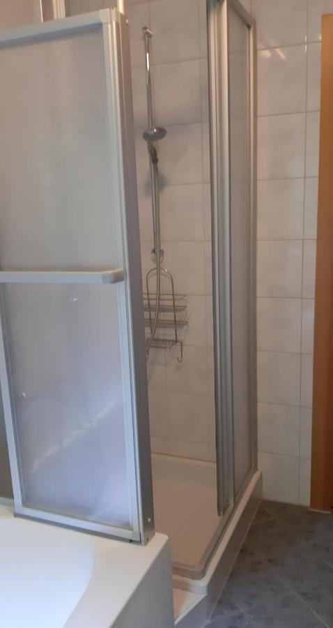 Floerl Apartment Zell am Ziller Ngoại thất bức ảnh