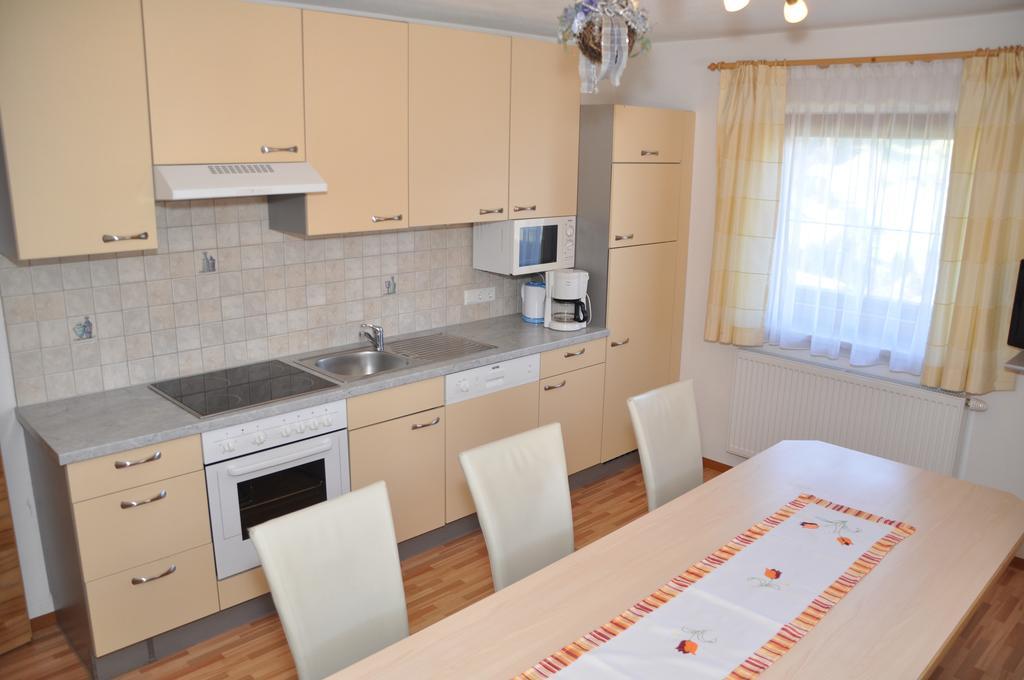 Floerl Apartment Zell am Ziller Ngoại thất bức ảnh